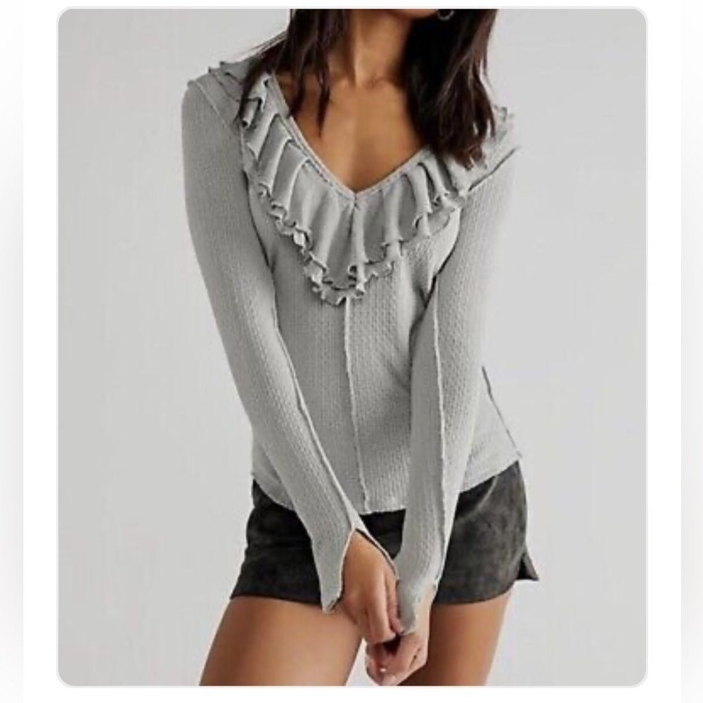Free People size XS Bennet Ruffles V Neck Slit Cuff Cute Long Sleeve Thermal